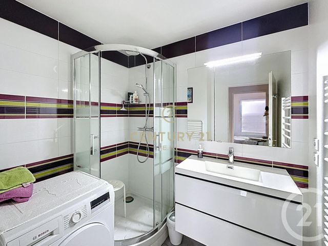 Appartement F3 à vendre - 3 pièces - 63.74 m2 - NOISY LE GRAND - 93 - ILE-DE-FRANCE - Century 21 E.F.I.