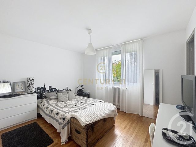 maison à vendre - 5 pièces - 124.08 m2 - NOISY LE GRAND - 93 - ILE-DE-FRANCE - Century 21 E.F.I.