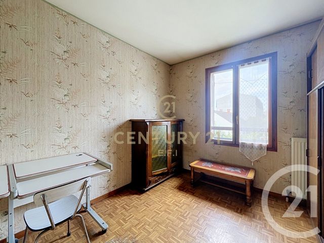 maison à vendre - 7 pièces - 143.09 m2 - NOISY LE GRAND - 93 - ILE-DE-FRANCE - Century 21 E.F.I.