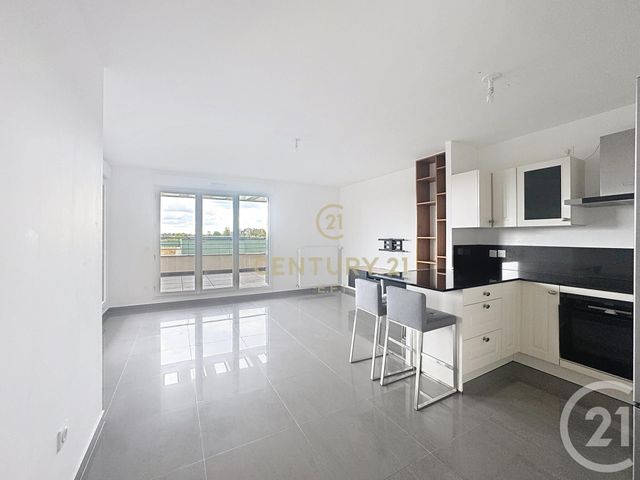 Afficher la photo en grand Appartement F3 à vendre - 3 pièces - 69.17 m2 - NOISY LE GRAND - 93 - ILE-DE-FRANCE - Century 21 E.F.I.