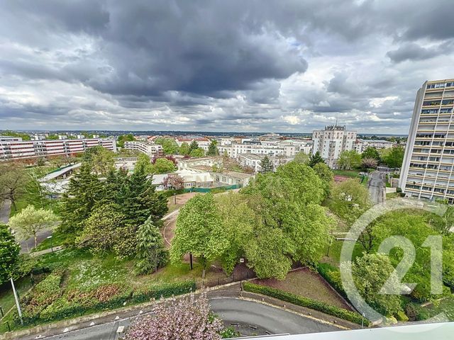 Appartement Duplex à vendre - 6 pièces - 121.0 m2 - NOISY LE GRAND - 93 - ILE-DE-FRANCE - Century 21 E.F.I.