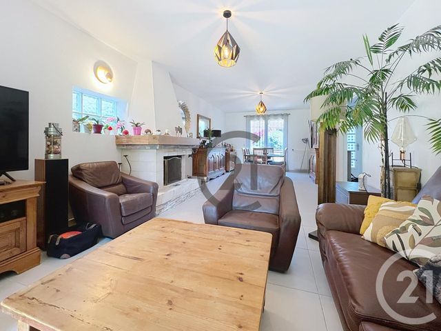 maison à vendre - 6 pièces - 148.05 m2 - CHAMPIGNY SUR MARNE - 94 - ILE-DE-FRANCE - Century 21 E.F.I.