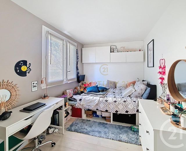 Appartement F5 à vendre - 5 pièces - 86.0 m2 - BRY SUR MARNE - 94 - ILE-DE-FRANCE - Century 21 E.F.I.