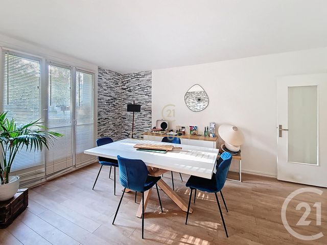 Appartement F5 à vendre - 5 pièces - 86.0 m2 - BRY SUR MARNE - 94 - ILE-DE-FRANCE - Century 21 E.F.I.