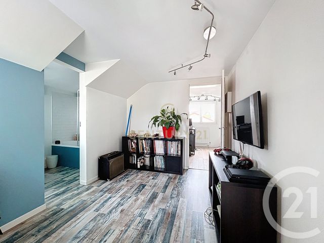 maison à vendre - 5 pièces - 98.0 m2 - NOISY LE GRAND - 93 - ILE-DE-FRANCE - Century 21 E.F.I.