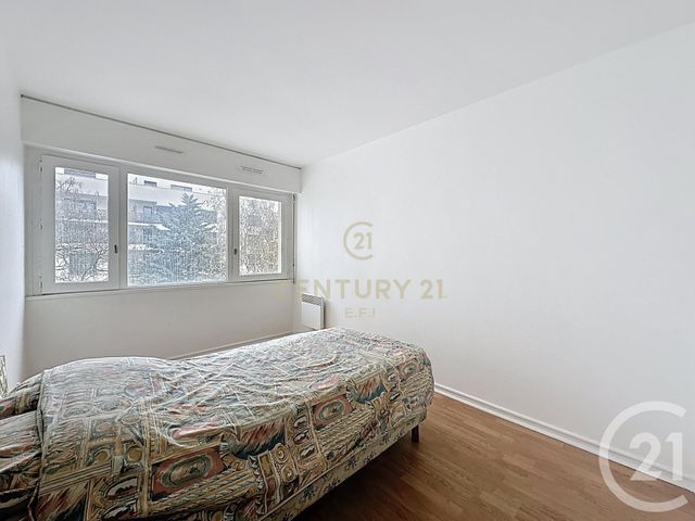 Appartement F4 à vendre - 4 pièces - 80.87 m2 - NOISY LE GRAND - 93 - ILE-DE-FRANCE - Century 21 E.F.I.