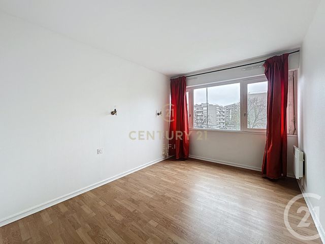 Appartement F4 à vendre - 4 pièces - 80.87 m2 - NOISY LE GRAND - 93 - ILE-DE-FRANCE - Century 21 E.F.I.