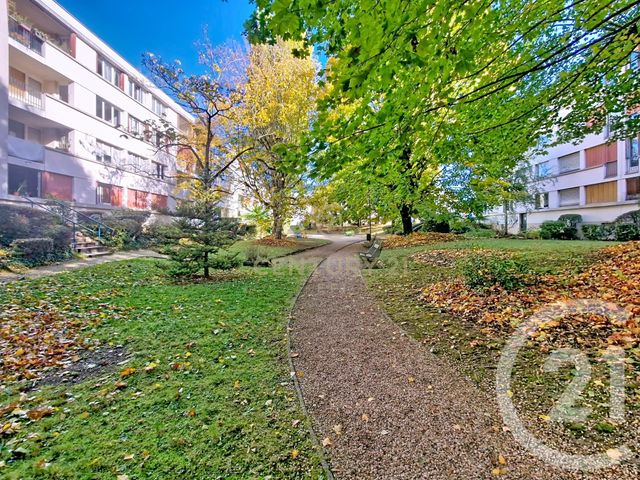 Appartement F3 à vendre - 3 pièces - 59.0 m2 - BRY SUR MARNE - 94 - ILE-DE-FRANCE - Century 21 E.F.I.