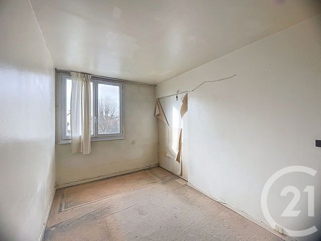 Appartement F4 à vendre - 4 pièces - 64.27 m2 - NOISY LE GRAND - 93 - ILE-DE-FRANCE - Century 21 E.F.I.