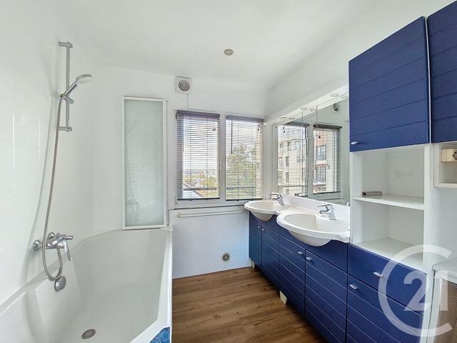Appartement F5 à louer - 5 pièces - 93.02 m2 - NOGENT SUR MARNE - 94 - ILE-DE-FRANCE - Century 21 E.F.I.