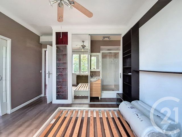 Appartement F5 à louer - 5 pièces - 93.02 m2 - NOGENT SUR MARNE - 94 - ILE-DE-FRANCE - Century 21 E.F.I.