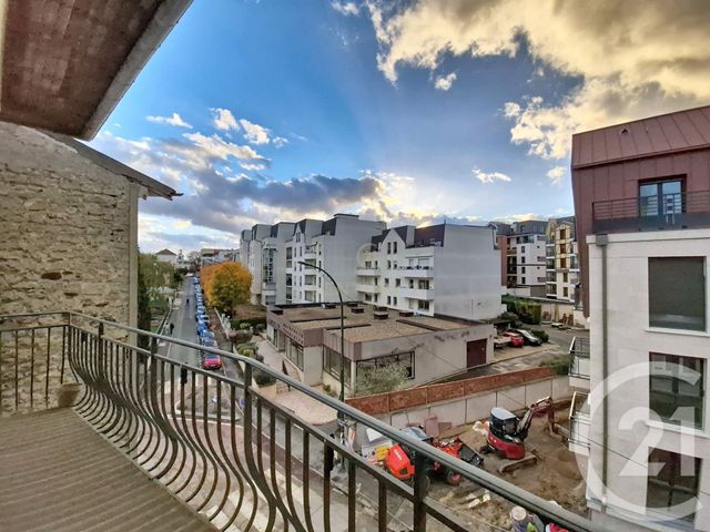 Appartement F5 à louer - 5 pièces - 93.02 m2 - NOGENT SUR MARNE - 94 - ILE-DE-FRANCE - Century 21 E.F.I.