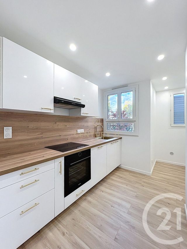 Afficher la photo en grand Appartement F4 à vendre - 4 pièces - 70.0 m2 - BRY SUR MARNE - 94 - ILE-DE-FRANCE - Century 21 E.F.I.