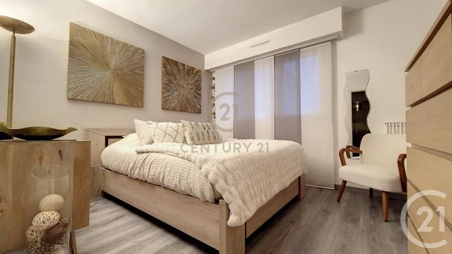 Appartement F3 à vendre - 3 pièces - 60.39 m2 - NOISY LE GRAND - 93 - ILE-DE-FRANCE - Century 21 E.F.I.