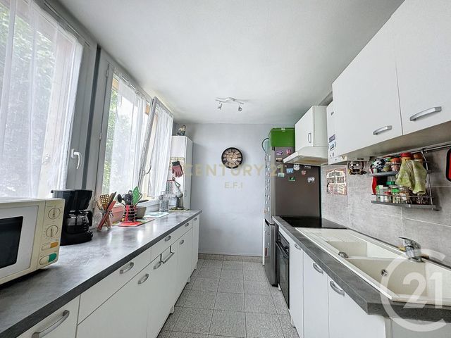 Appartement F5 à vendre - 5 pièces - 74.63 m2 - NOISY LE GRAND - 93 - ILE-DE-FRANCE - Century 21 E.F.I.