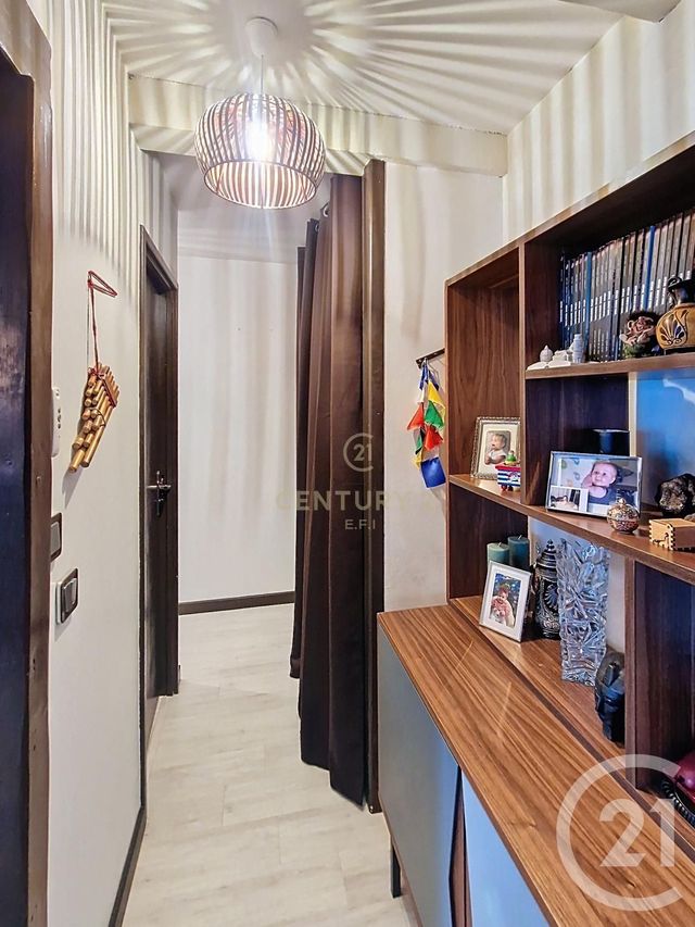 Appartement F4 à vendre - 4 pièces - 77.0 m2 - NOISY LE GRAND - 93 - ILE-DE-FRANCE - Century 21 E.F.I.