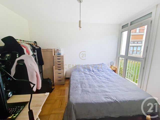 Appartement F4 à vendre - 4 pièces - 77.0 m2 - NOISY LE GRAND - 93 - ILE-DE-FRANCE - Century 21 E.F.I.