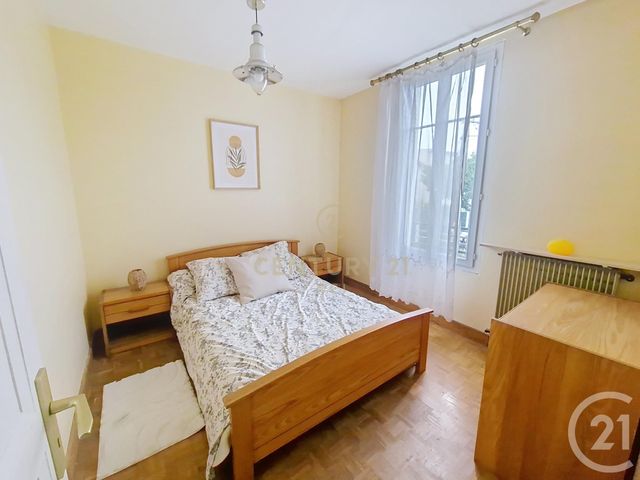 maison à vendre - 6 pièces - 135.0 m2 - NOISY LE GRAND - 93 - ILE-DE-FRANCE - Century 21 E.F.I.