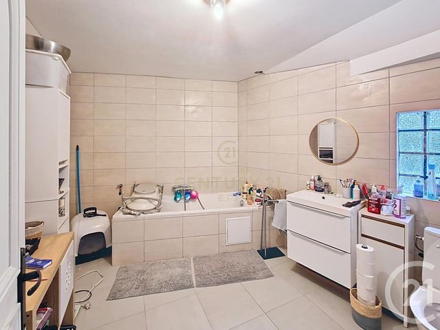 maison à vendre - 5 pièces - 156.11 m2 - NOISY LE GRAND - 93 - ILE-DE-FRANCE - Century 21 E.F.I.