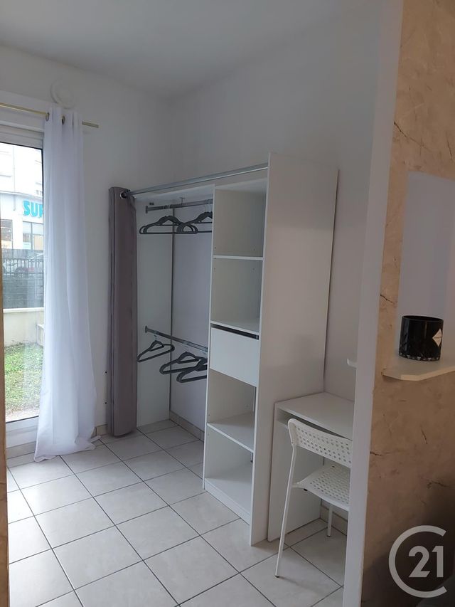 Appartement F1 à louer - 1 pièce - 30.35 m2 - NOISY LE GRAND - 93 - ILE-DE-FRANCE - Century 21 E.F.I.