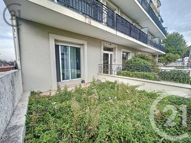 Appartement F1 à louer - 1 pièce - 30.35 m2 - NOISY LE GRAND - 93 - ILE-DE-FRANCE - Century 21 E.F.I.