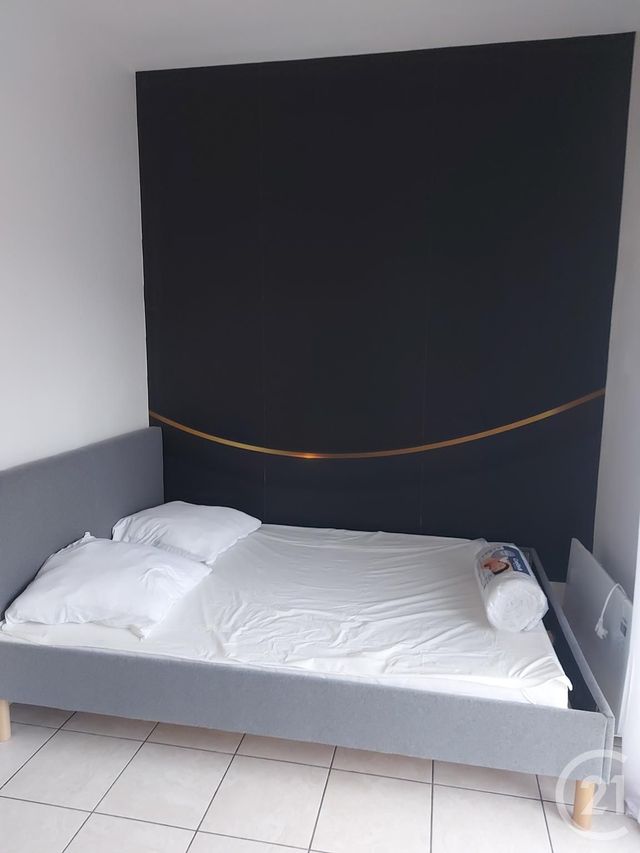 Appartement F1 à louer - 1 pièce - 30.35 m2 - NOISY LE GRAND - 93 - ILE-DE-FRANCE - Century 21 E.F.I.