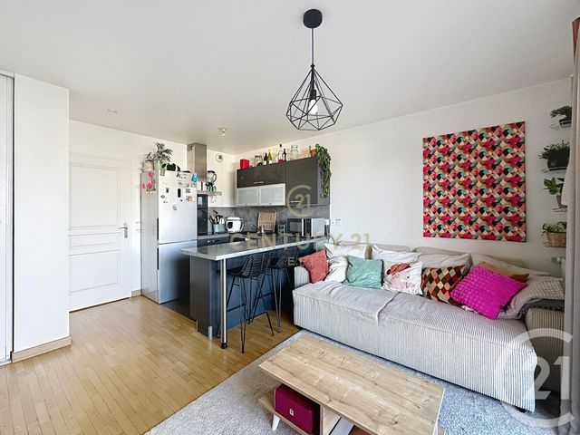 Appartement F2 à vendre - 2 pièces - 41.65 m2 - NOISY LE GRAND - 93 - ILE-DE-FRANCE - Century 21 E.F.I.