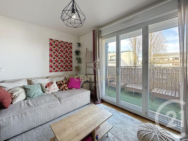 Appartement F2 à vendre - 2 pièces - 41.65 m2 - NOISY LE GRAND - 93 - ILE-DE-FRANCE - Century 21 E.F.I.