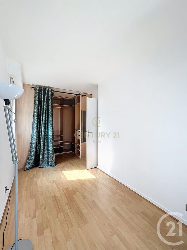 Appartement F3 à vendre - 3 pièces - 68.0 m2 - NOISY LE GRAND - 93 - ILE-DE-FRANCE - Century 21 E.F.I.