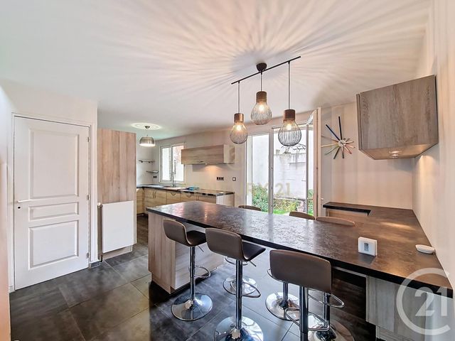 maison à vendre - 7 pièces - 205.0 m2 - NOISY LE GRAND - 93 - ILE-DE-FRANCE - Century 21 E.F.I.