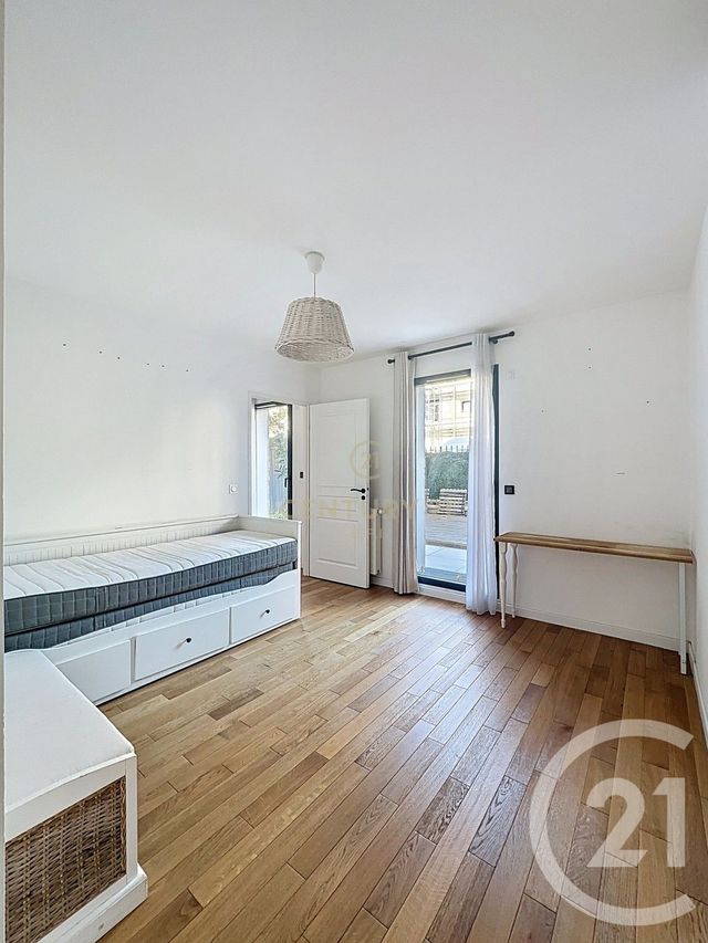 Appartement F4 à vendre - 4 pièces - 102.0 m2 - NOISY LE GRAND - 93 - ILE-DE-FRANCE - Century 21 E.F.I.
