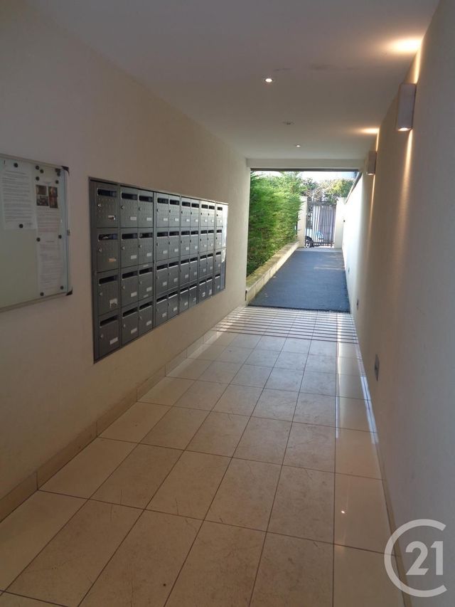 Appartement Studio à louer - 1 pièce - 20.0 m2 - NOGENT SUR MARNE - 94 - ILE-DE-FRANCE - Century 21 E.F.I.