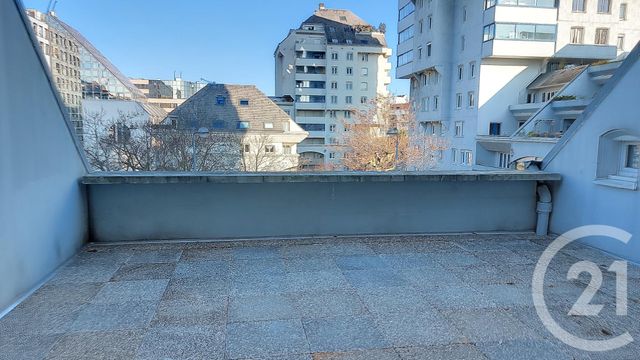 Appartement F4 à louer - 4 pièces - 90.12 m2 - NOISY LE GRAND - 93 - ILE-DE-FRANCE - Century 21 E.F.I.
