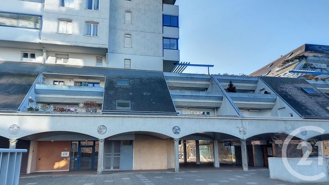 Appartement F4 à louer - 4 pièces - 90.12 m2 - NOISY LE GRAND - 93 - ILE-DE-FRANCE - Century 21 E.F.I.