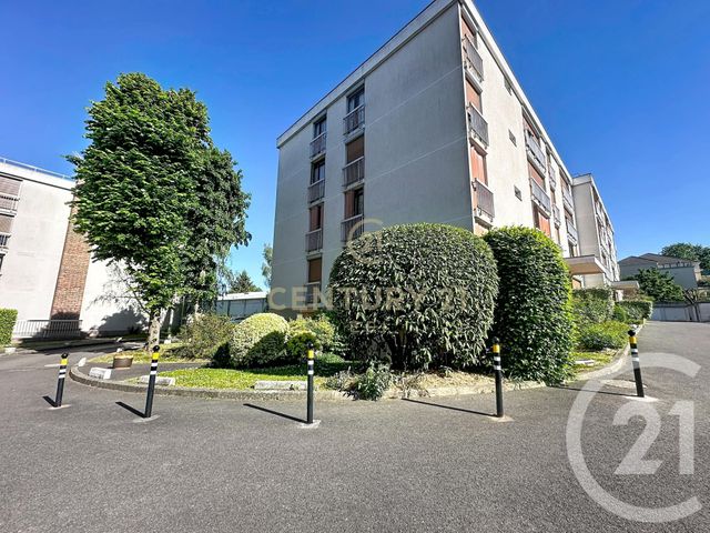 Appartement F2 à vendre - 2 pièces - 42.7 m2 - NOISY LE GRAND - 93 - ILE-DE-FRANCE - Century 21 E.F.I.
