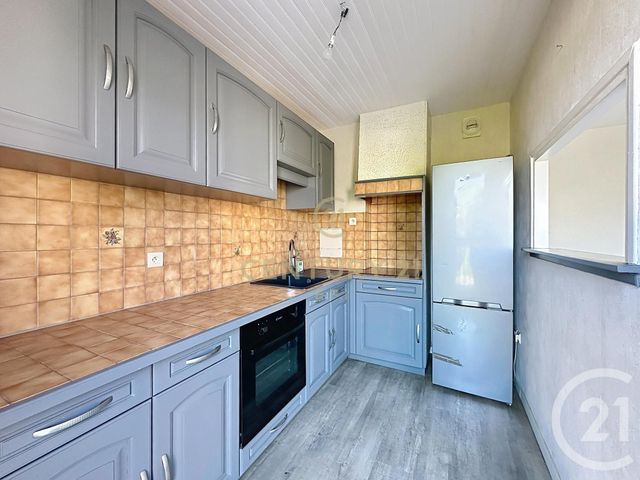 Appartement F2 à vendre - 2 pièces - 42.7 m2 - NOISY LE GRAND - 93 - ILE-DE-FRANCE - Century 21 E.F.I.