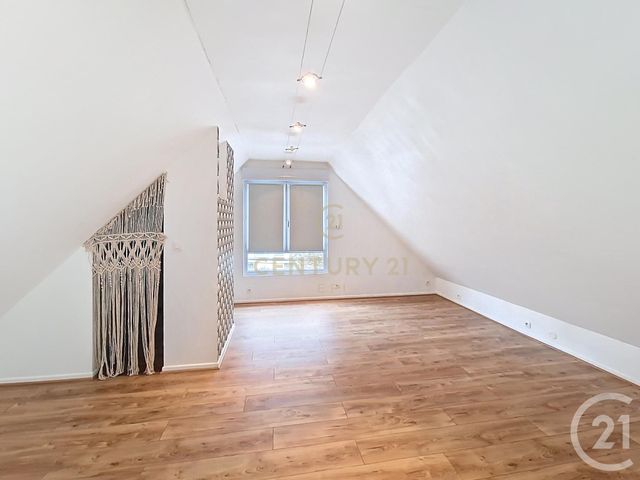 maison à vendre - 7 pièces - 205.0 m2 - NOISY LE GRAND - 93 - ILE-DE-FRANCE - Century 21 E.F.I.