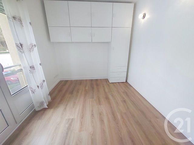 Appartement F1 bis à vendre - 2 pièces - 32.15 m2 - CHELLES - 77 - ILE-DE-FRANCE - Century 21 E.F.I.