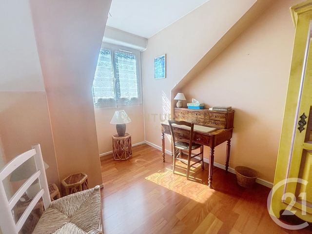 maison à vendre - 5 pièces - 116.56 m2 - NOISY LE GRAND - 93 - ILE-DE-FRANCE - Century 21 E.F.I.