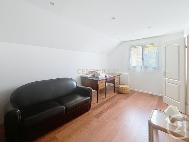 maison à vendre - 5 pièces - 116.56 m2 - NOISY LE GRAND - 93 - ILE-DE-FRANCE - Century 21 E.F.I.