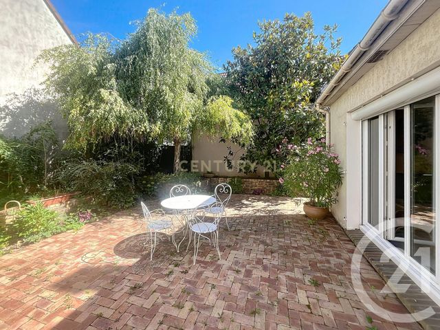 maison à vendre - 5 pièces - 116.56 m2 - NOISY LE GRAND - 93 - ILE-DE-FRANCE - Century 21 E.F.I.