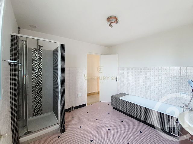 maison à louer - 5 pièces - 148.82 m2 - GOURNAY SUR MARNE - 93 - ILE-DE-FRANCE - Century 21 E.F.I.