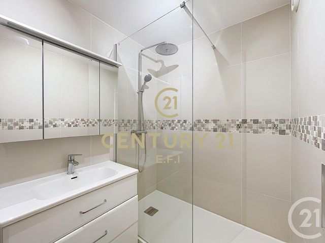 Appartement F3 à vendre - 3 pièces - 72.0 m2 - NOISY LE GRAND - 93 - ILE-DE-FRANCE - Century 21 E.F.I.