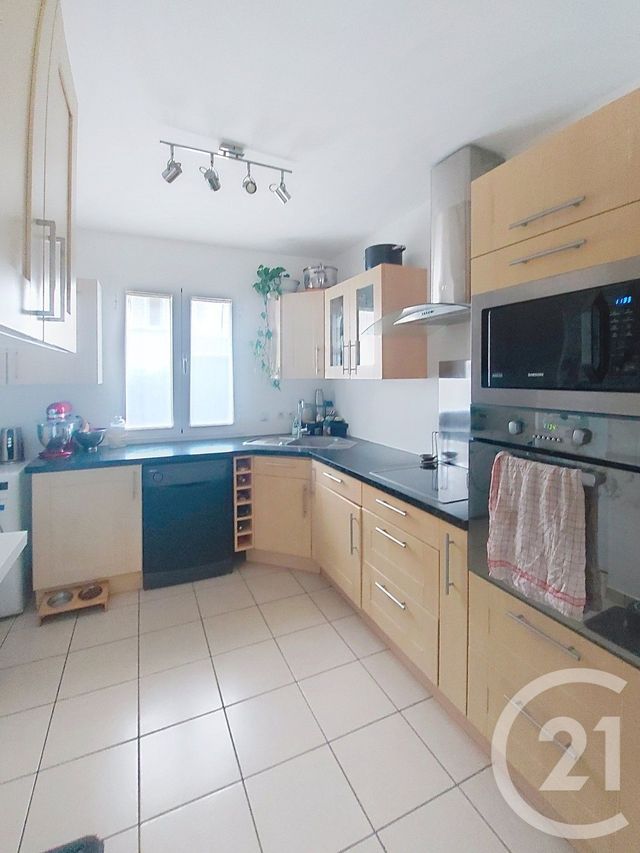 maison à louer - 5 pièces - 88.61 m2 - NOISY LE GRAND - 93 - ILE-DE-FRANCE - Century 21 E.F.I.
