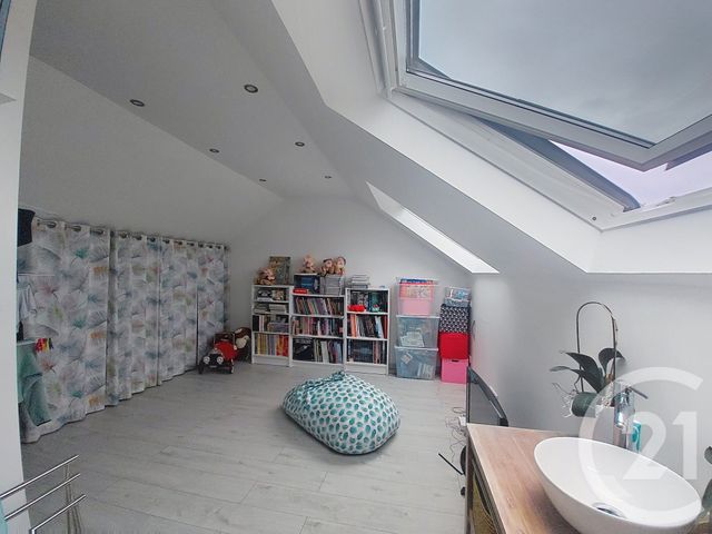 maison à louer - 5 pièces - 88.61 m2 - NOISY LE GRAND - 93 - ILE-DE-FRANCE - Century 21 E.F.I.