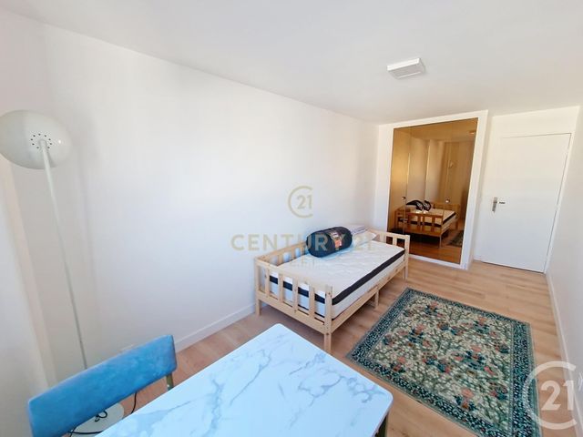 Appartement F6 à vendre - 6 pièces - 76.0 m2 - NOISY LE GRAND - 93 - ILE-DE-FRANCE - Century 21 E.F.I.