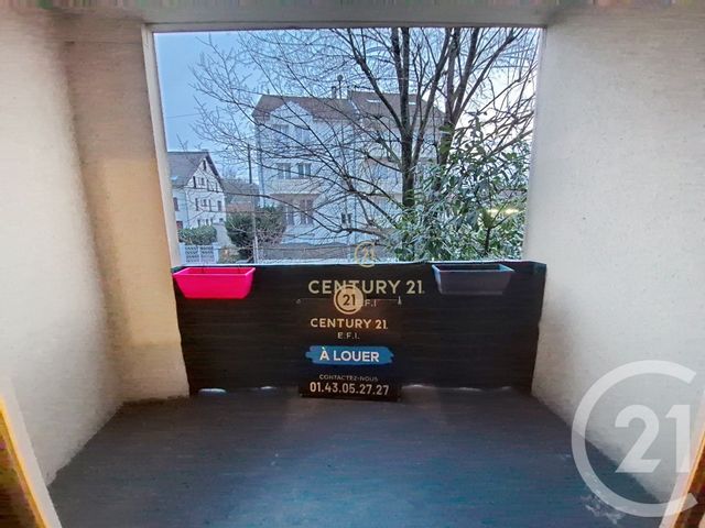 Appartement F2 à louer - 2 pièces - 38.77 m2 - NOISY LE GRAND - 93 - ILE-DE-FRANCE - Century 21 E.F.I.
