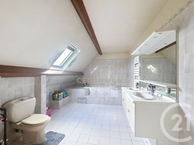 maison à vendre - 6 pièces - 161.43 m2 - NOISY LE GRAND - 93 - ILE-DE-FRANCE - Century 21 E.F.I.