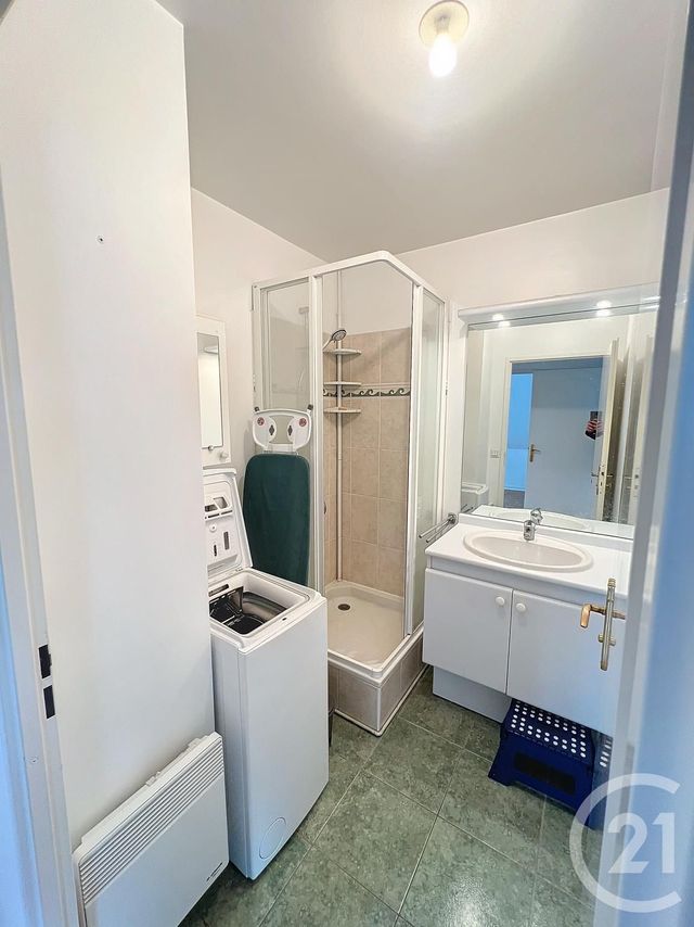 Appartement F3 à louer - 3 pièces - 50.91 m2 - NOISY LE GRAND - 93 - ILE-DE-FRANCE - Century 21 E.F.I.