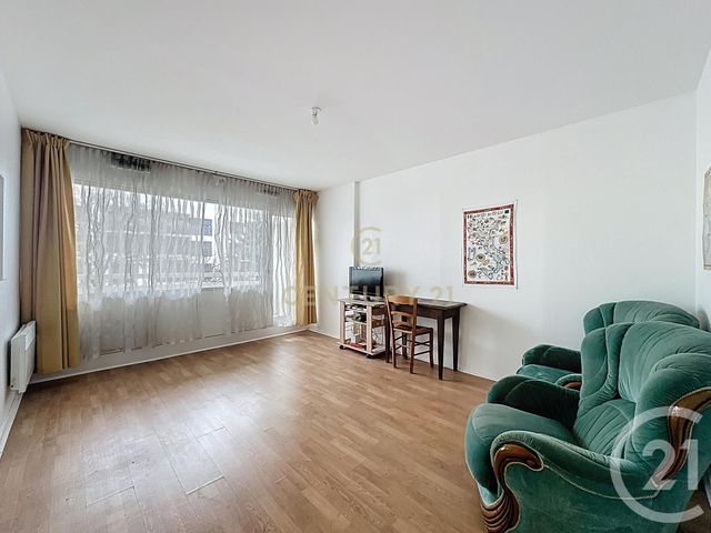 Appartement F4 à vendre - 4 pièces - 80.87 m2 - NOISY LE GRAND - 93 - ILE-DE-FRANCE - Century 21 E.F.I.